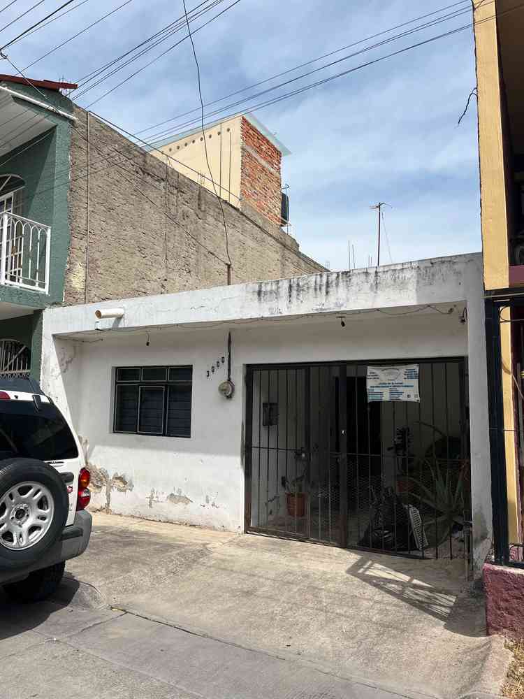casa en venta miguel de alba heliodoro hernandez loza 1a secc guadalajara jalisco pyNCE4s
